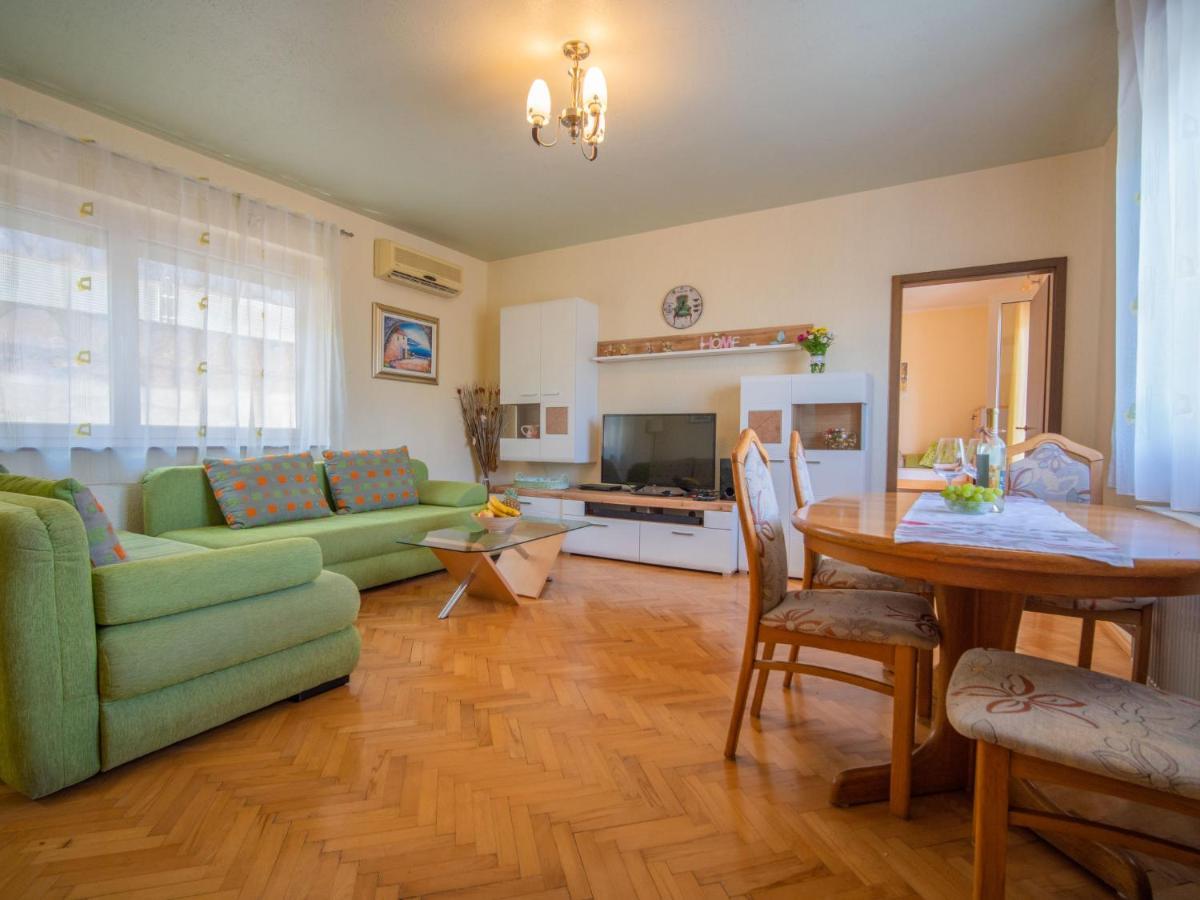 Holiday Home Nikolina By Interhome ลอฟราน ภายนอก รูปภาพ
